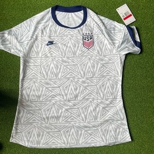 Women’s USA Nike soccer jersey large new